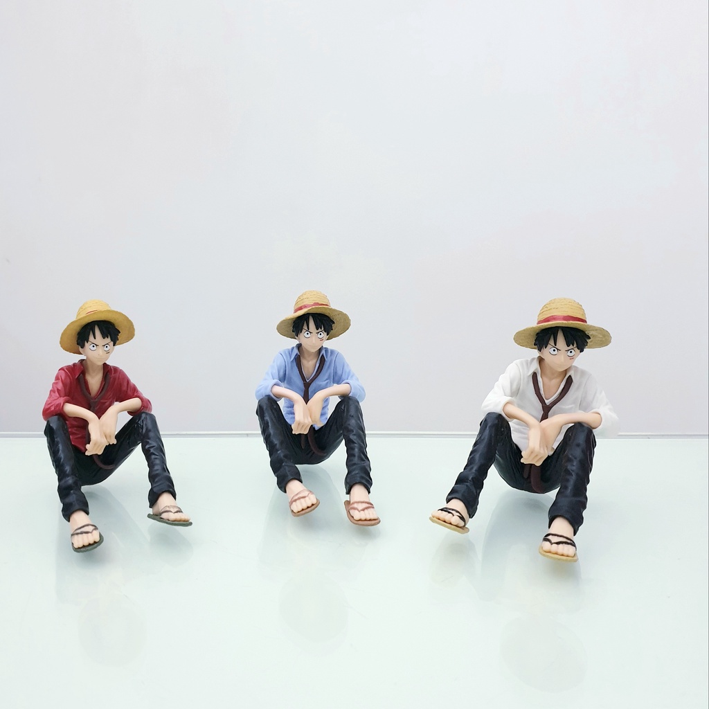 Koleksi Pajangan Figure One Piece Luffy Duduk