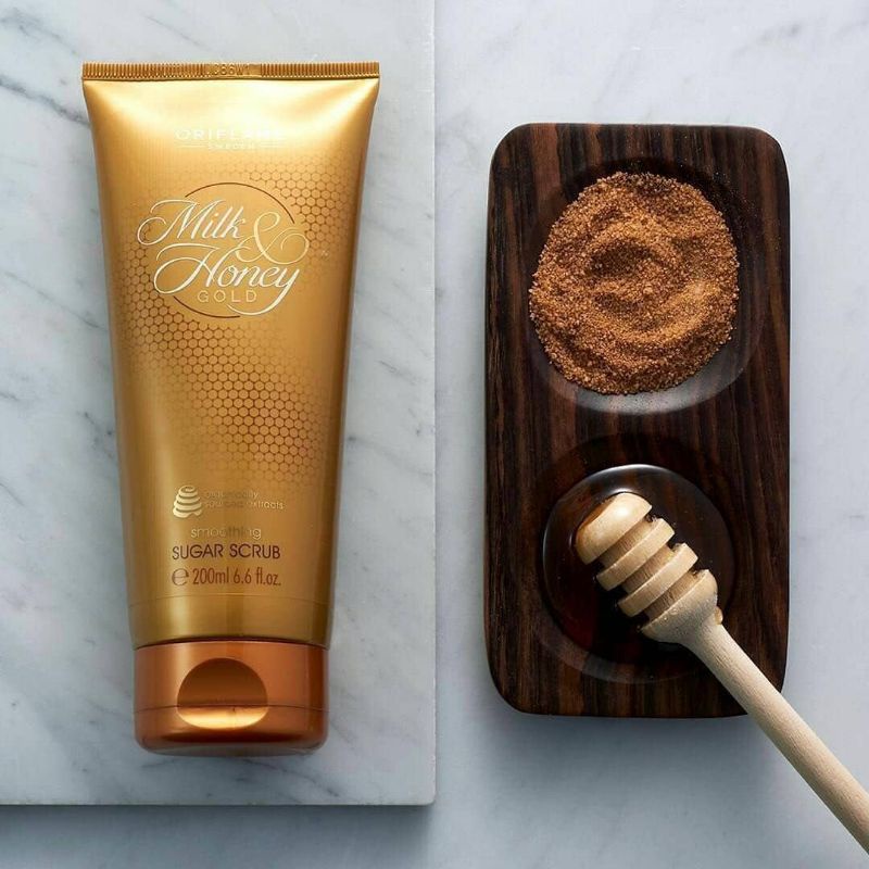 Milk &amp; Honey Gold smoothing Sugar Scrub 200ML