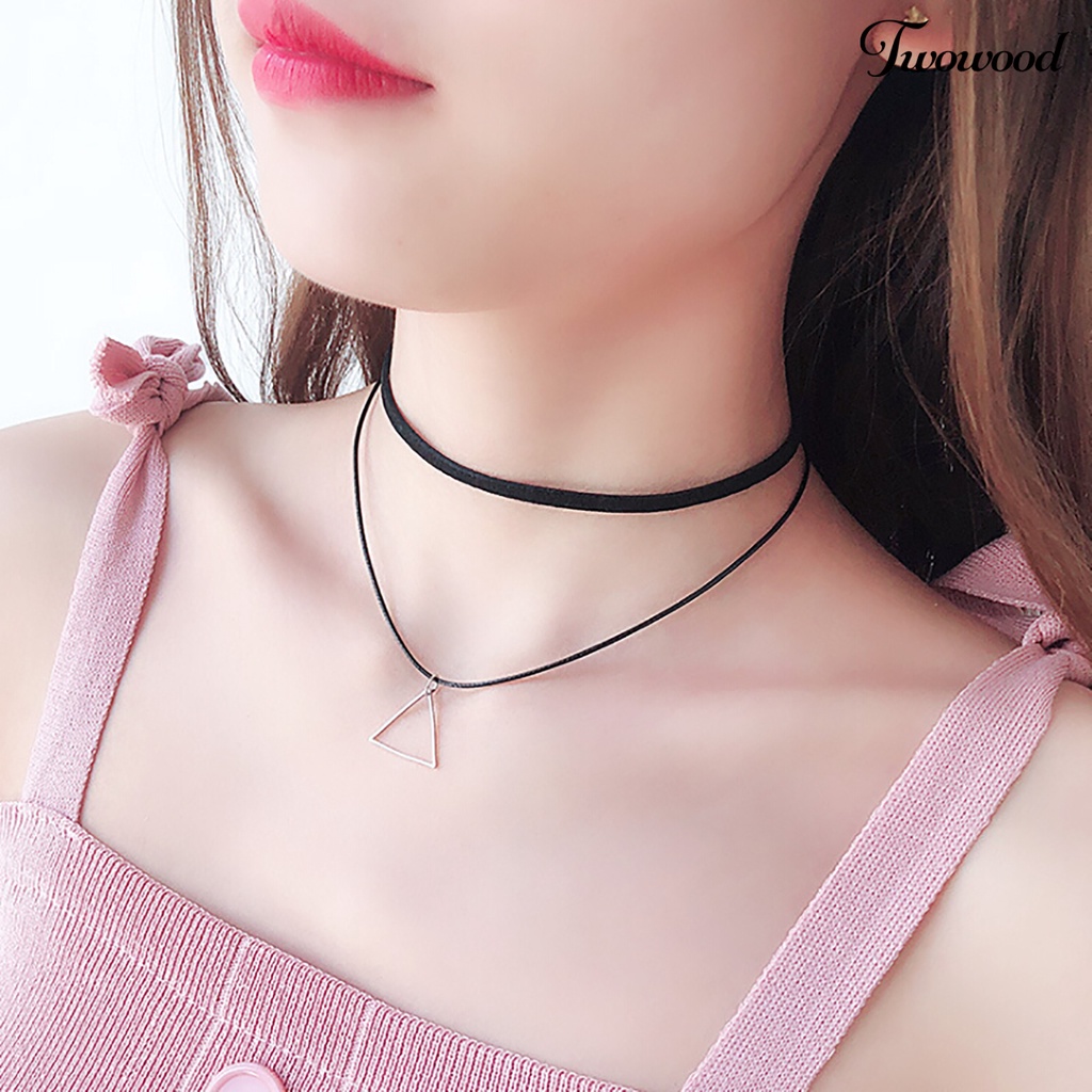 Kalung Choker Bahan Velvet Aksen Renda Bunga Gaya Vintage Untuk Wanita