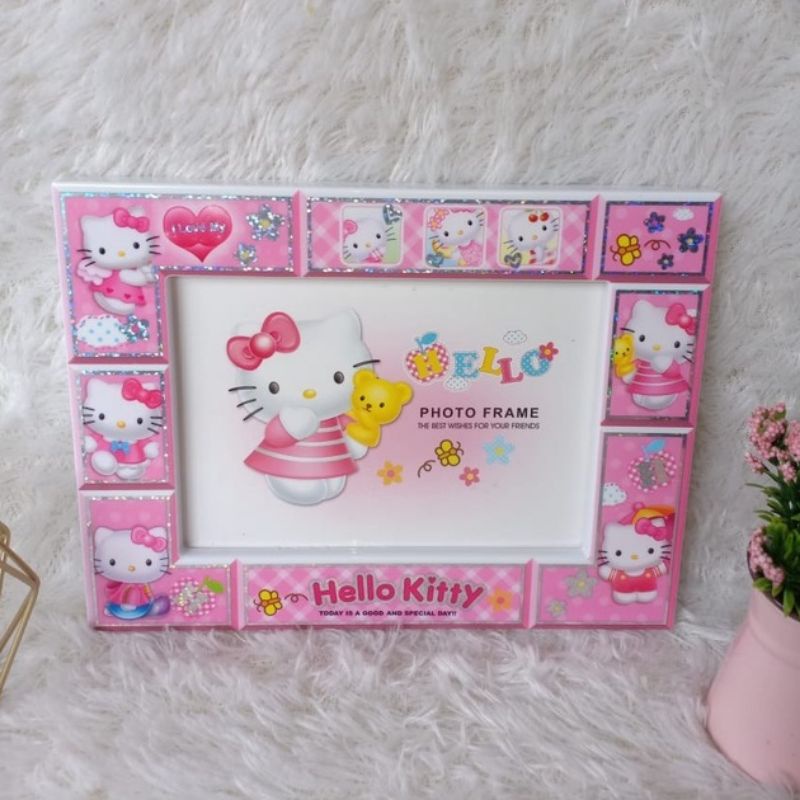 Frame/Bingkai foto hello kitty doraemon