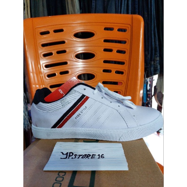 Sepatu ANDO (Fendy) Putih