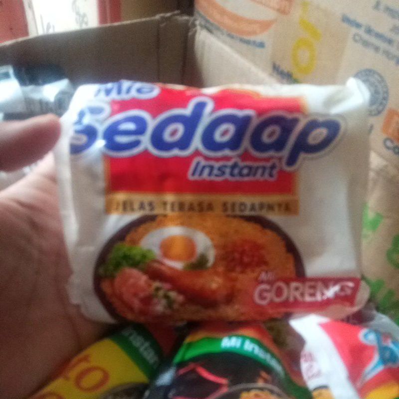 

mie sedap goreng dapat 5 pcs