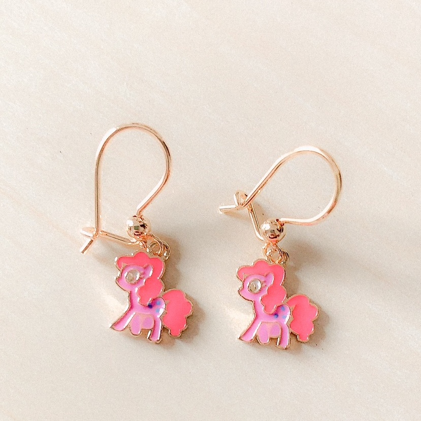 Anting Anak Poni PInky Tail Gold