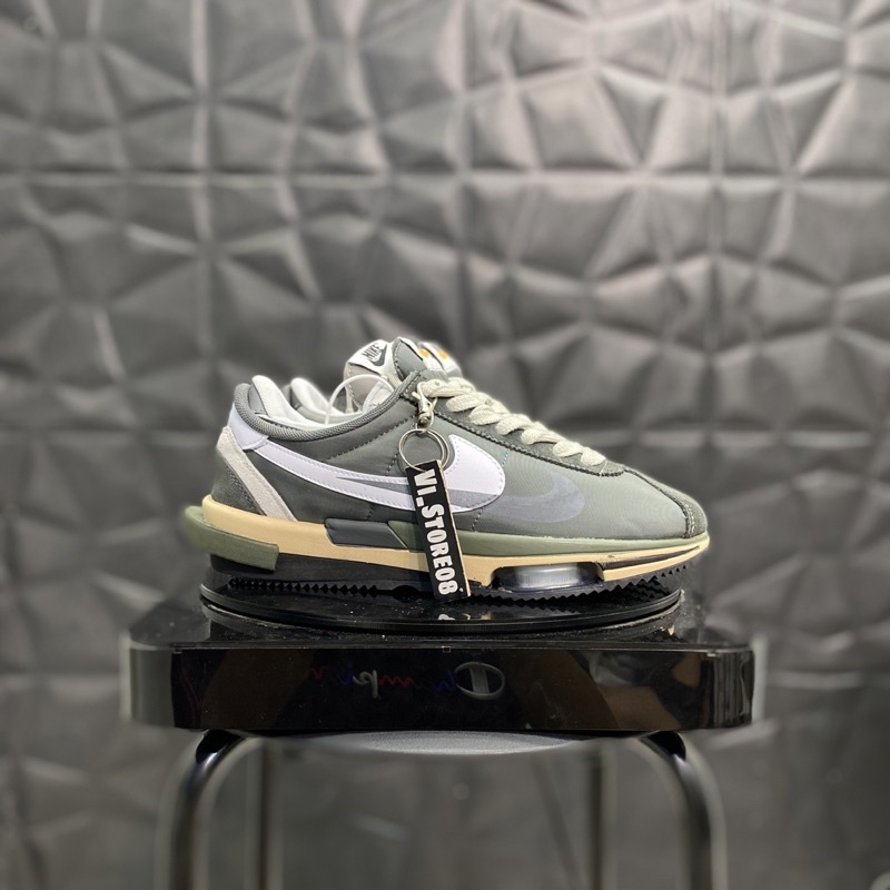 Sepatu Sneakers Pria Sacai X Nike Cortez 4.0 Grey