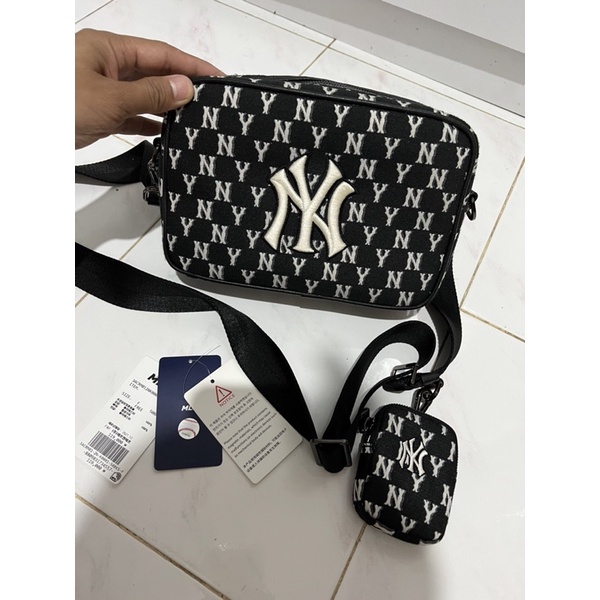 PRELOVED MLB SLING BAG ORIGINAL