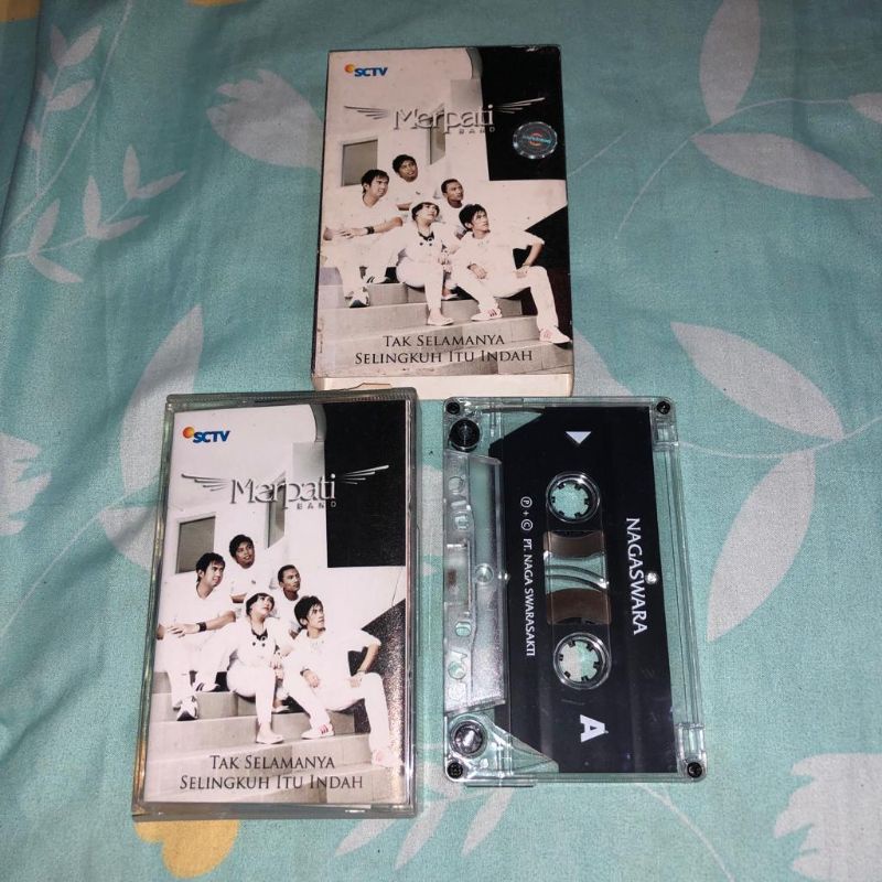 kaset pita:Merpati Band-tak selamanya selingkuh itu indah