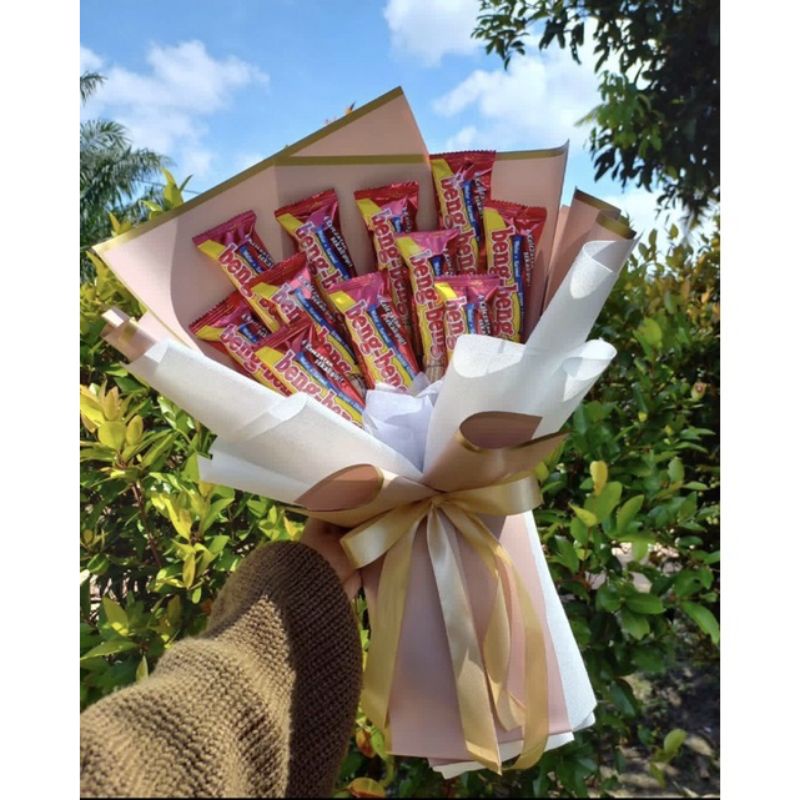 

BUKET SNACK BOUQUET BENG-BENG JUMBO TERMURAH WISUDA HARI GURU ULANG TAHUN