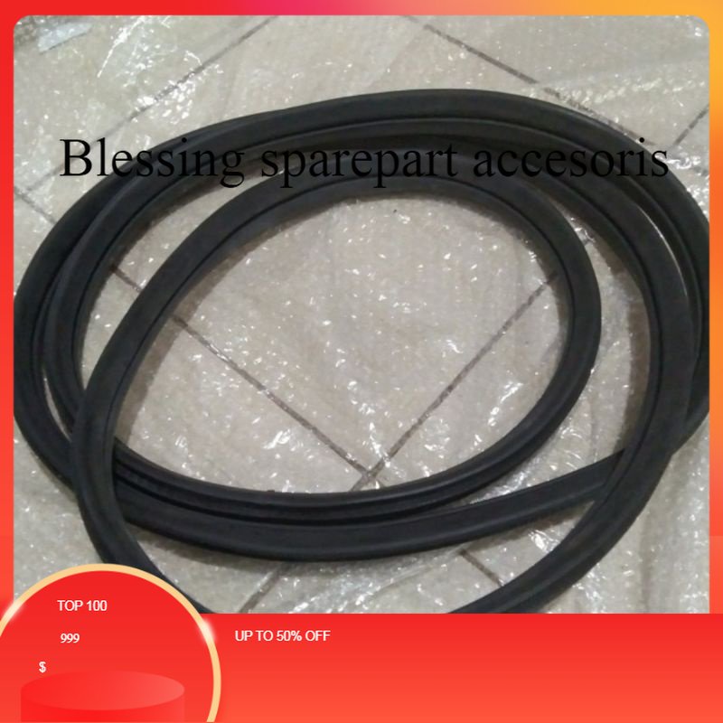 Karet Balon Body Pintu Tengah Toyota Sienta Original