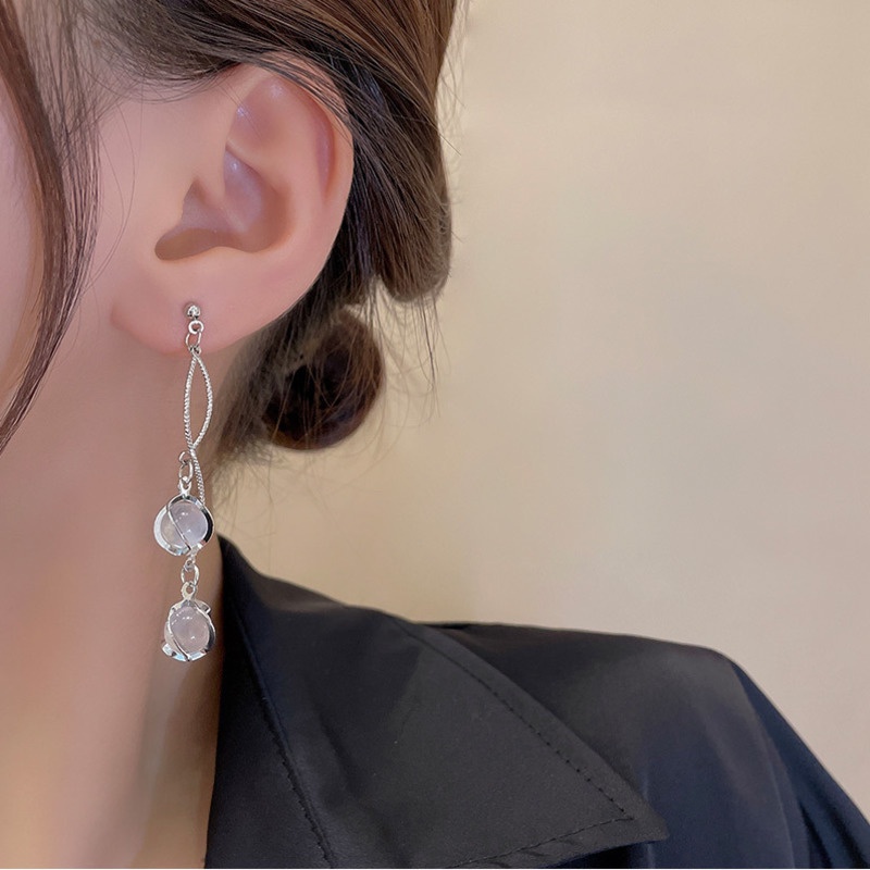 Anting Tusuk Silver Desain Geometri Hias Rumbai Untuk Wanita