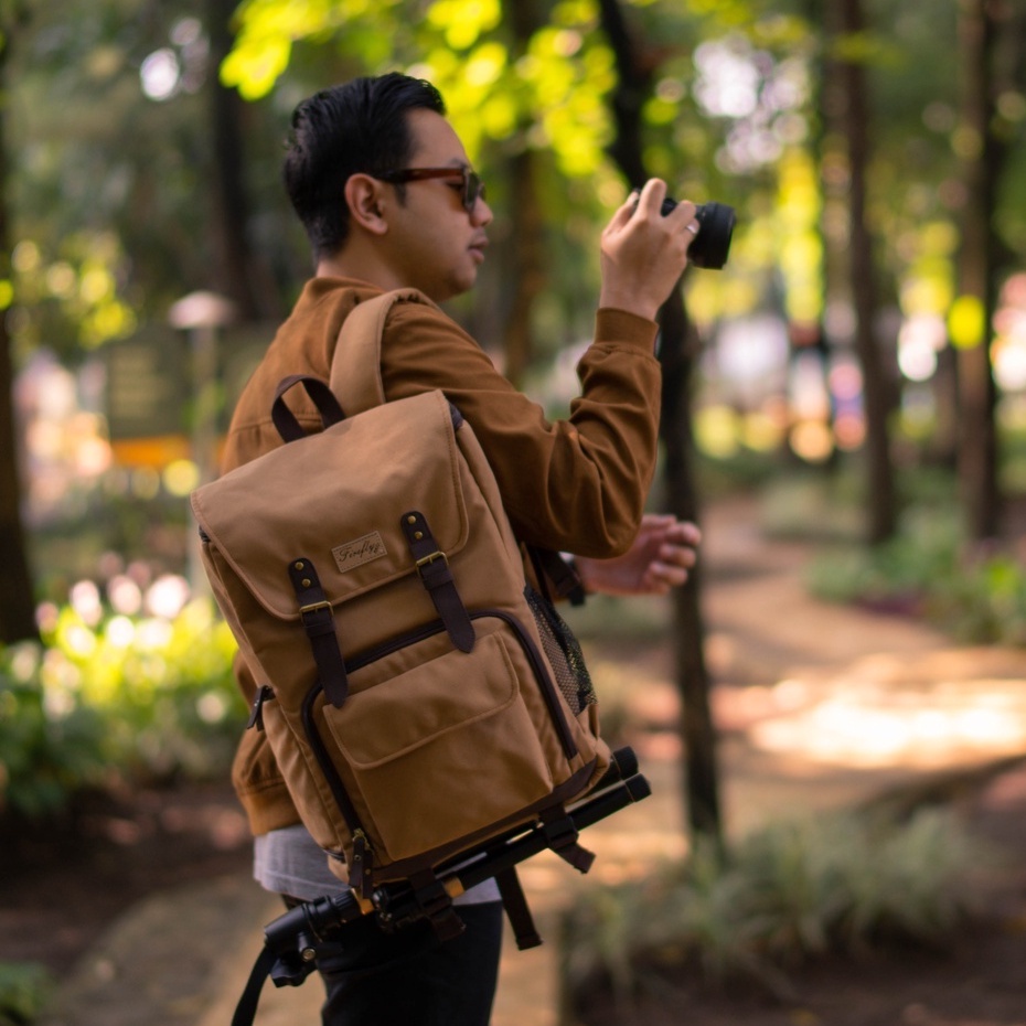 Tas Kamera Ransel Laptop Backpack DSLR Mirrorless Slot Tripod Eivor Khaki Firefly