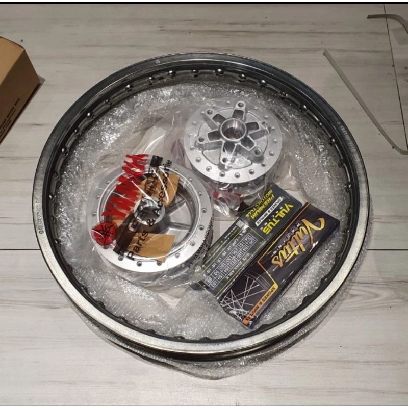 Paketan Velg Aloy CRV Japan 18 x 160 Titanium Tromol Scorpio Jari Chrome Set