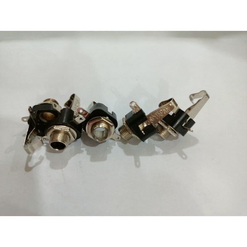 SOKET MIC DRAT/ AKAI MONO JAPAN TEBAL,SESUAI GAMBAR  ( KUALITAS BAGUS)