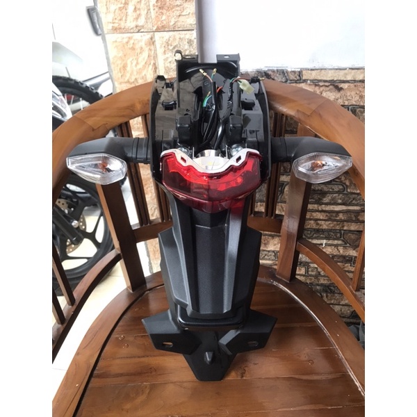 Spakbor Belakang CRF Original honda