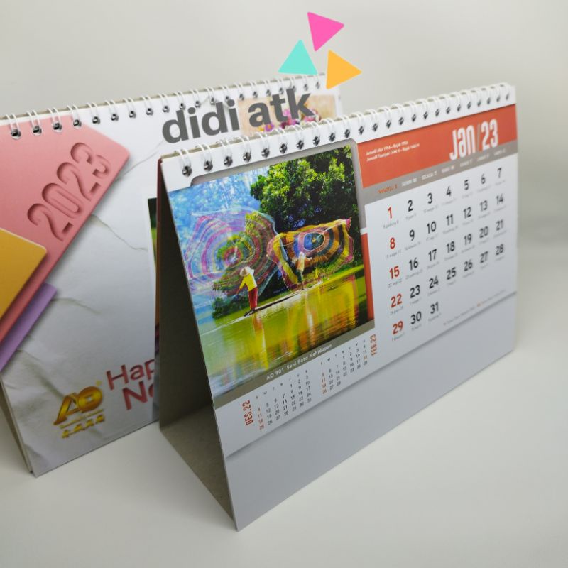 

Kalender Meja Standar 2023 AO-901 Tema Seni Foto Kehidupan