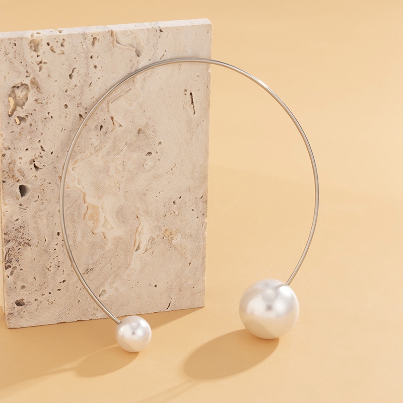 Fancyqube Kalung Choker Rantai Klavikula Hias Mutiara Imitasi Warna Putih Untuk Wanita