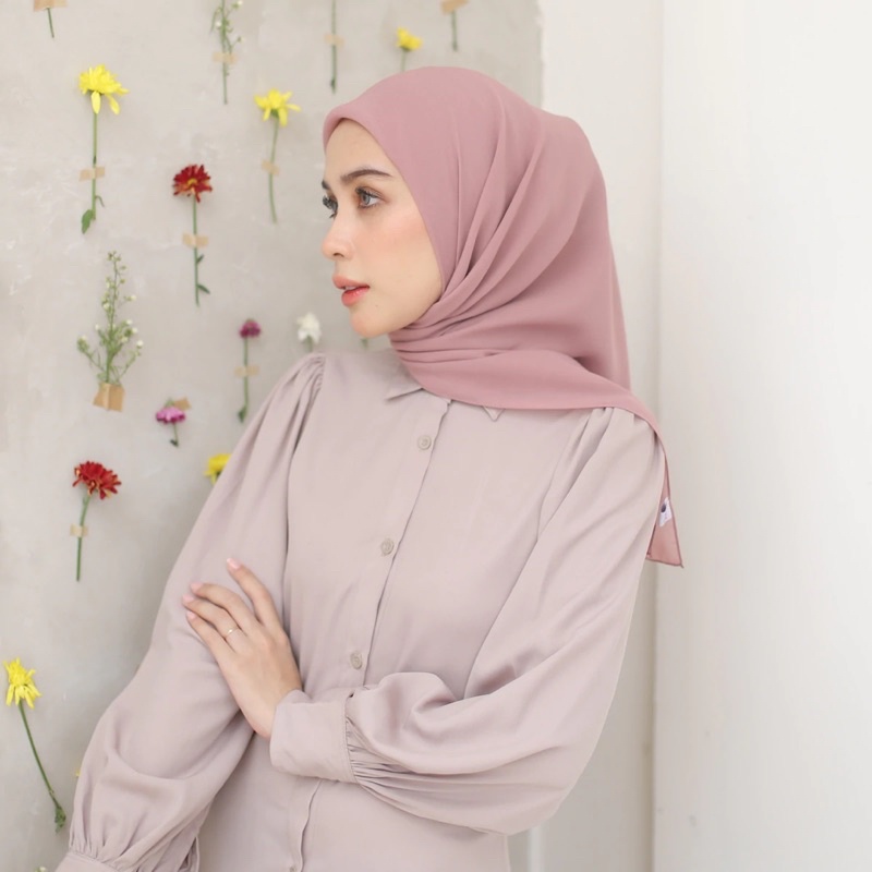 BELLA SQUARE PREMIUM/ PLAIN DAILY SQUARE DOUBLE HYCON