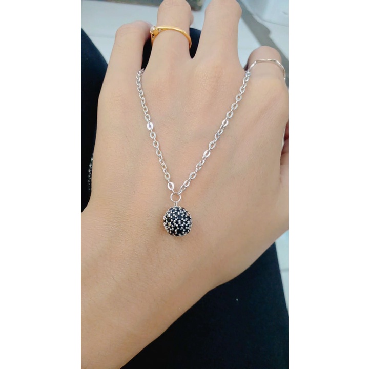 kalung mas putih