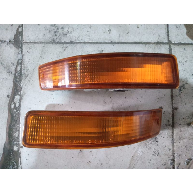 Lampu sein bemper Corolla great original