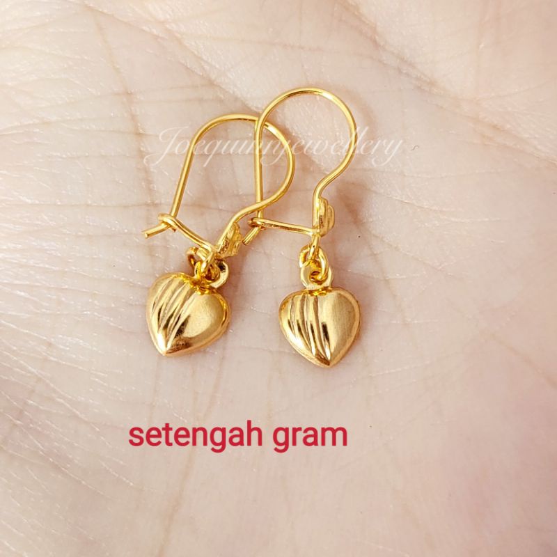 anting love gantung emas muda setengah gram