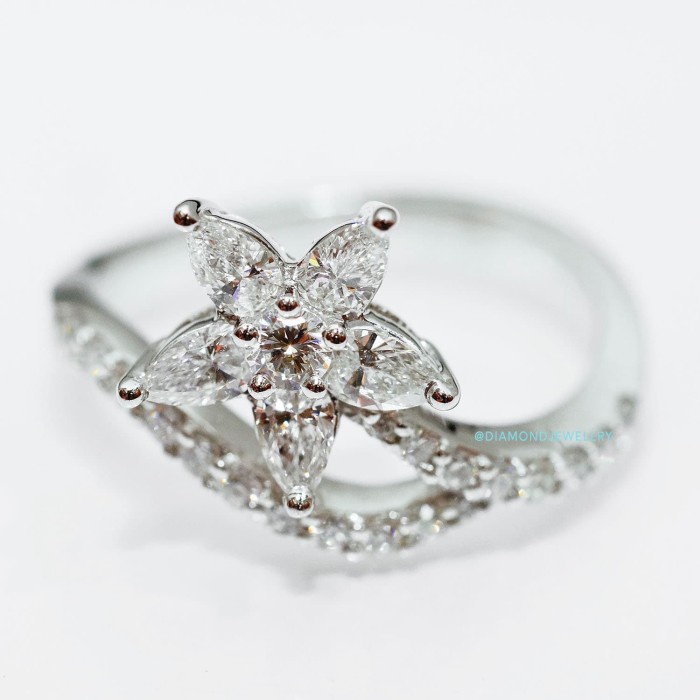 Elsy Diamond Jewelry - Diamond Ring - Cincin berlian - Diamond Jewelry