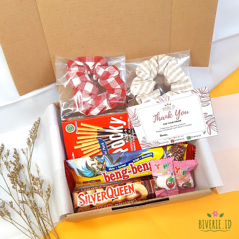 

HAMPERS MURAH SNACK BOX HADIAH ULANGTAHUN WISUDA VALENTINE IDUL FITRI RAMADHAN LEBARAN MURAH