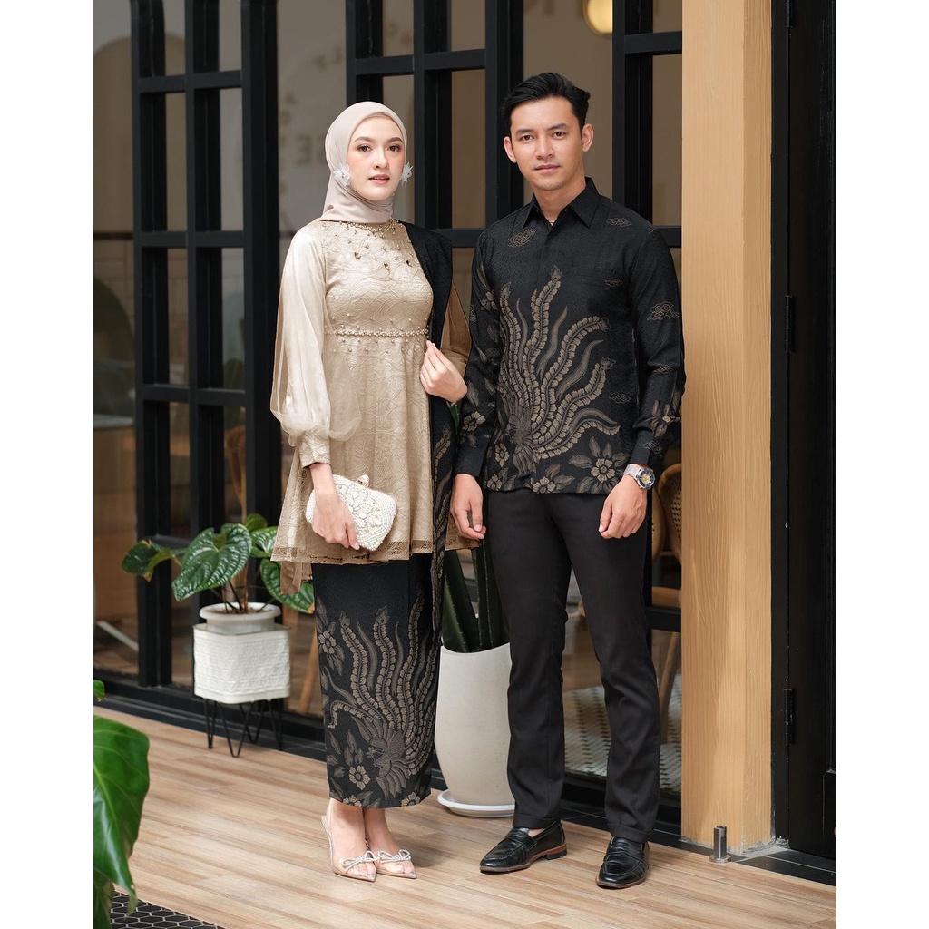 SHOPASHOP SOLO Batik Kebaya Brokat Couple Lavera Kebaya Brukat Corneli Payet Exclusive - Kebaya wisuda - Baju lamaran - Baju tunangan