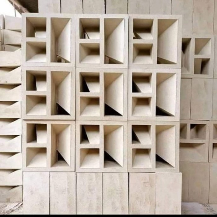 Roster minimalis lubang angin kupu2 sayap