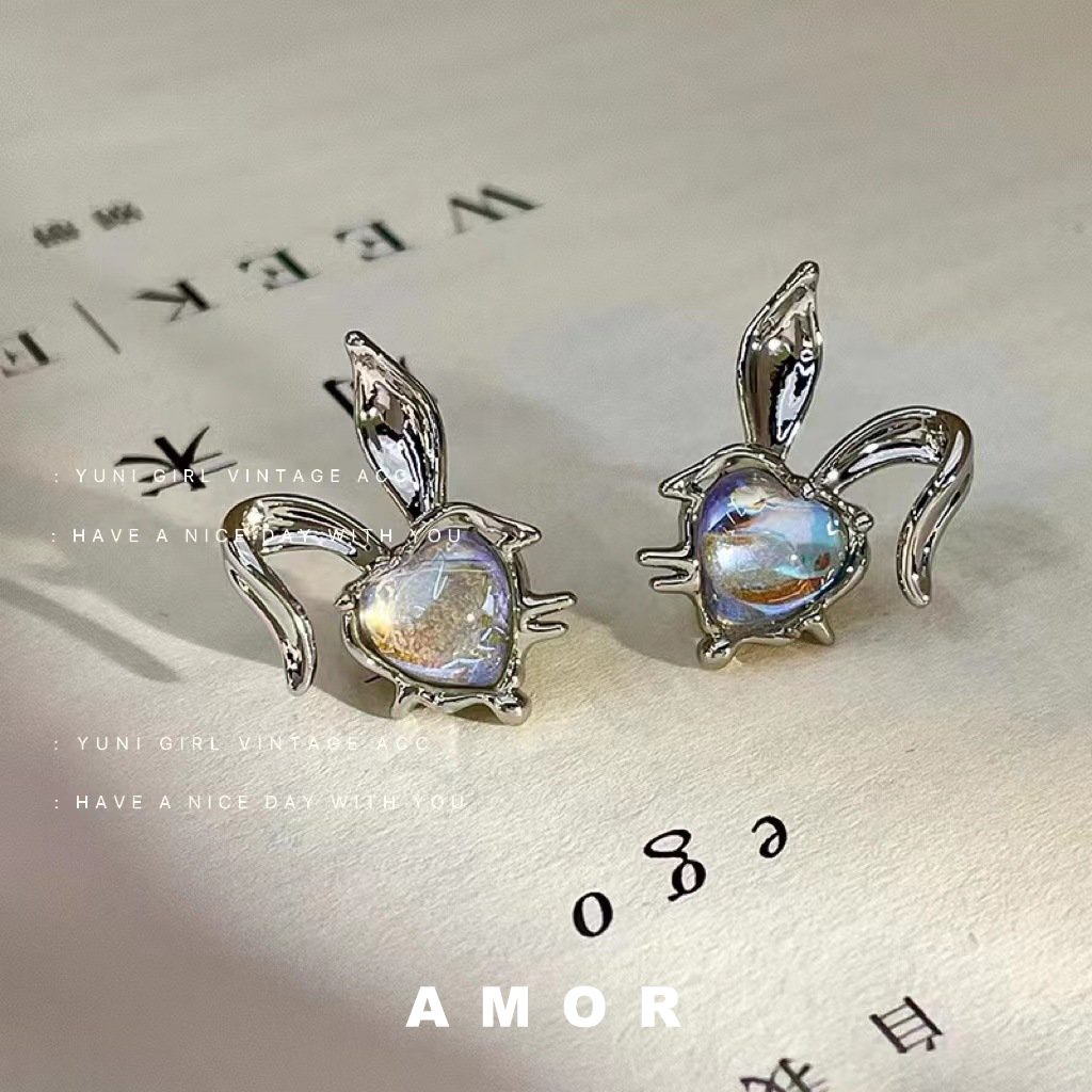 Anting Desain Kelinci Moonstone