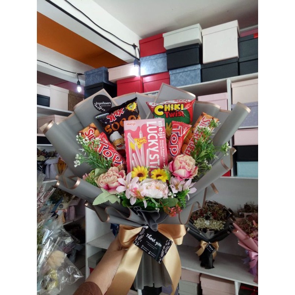 

buket Snack ukuran 45cm khusus pengiriman gojek