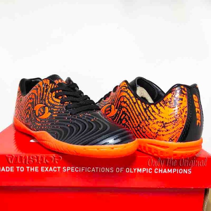 Sepatu Futsal Anak ASTEC AKSARA FUTSAL Jr. Black Orange. ASCFWJ9UU3OR - 34