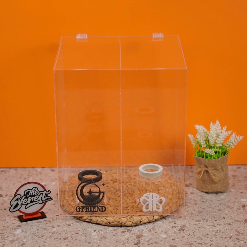 Box Lightstick GFRIEND Versi 2 x Lightstick VIVIZ Dengan BOX dan CROWN / Rak Lightstick Akrilik Cust