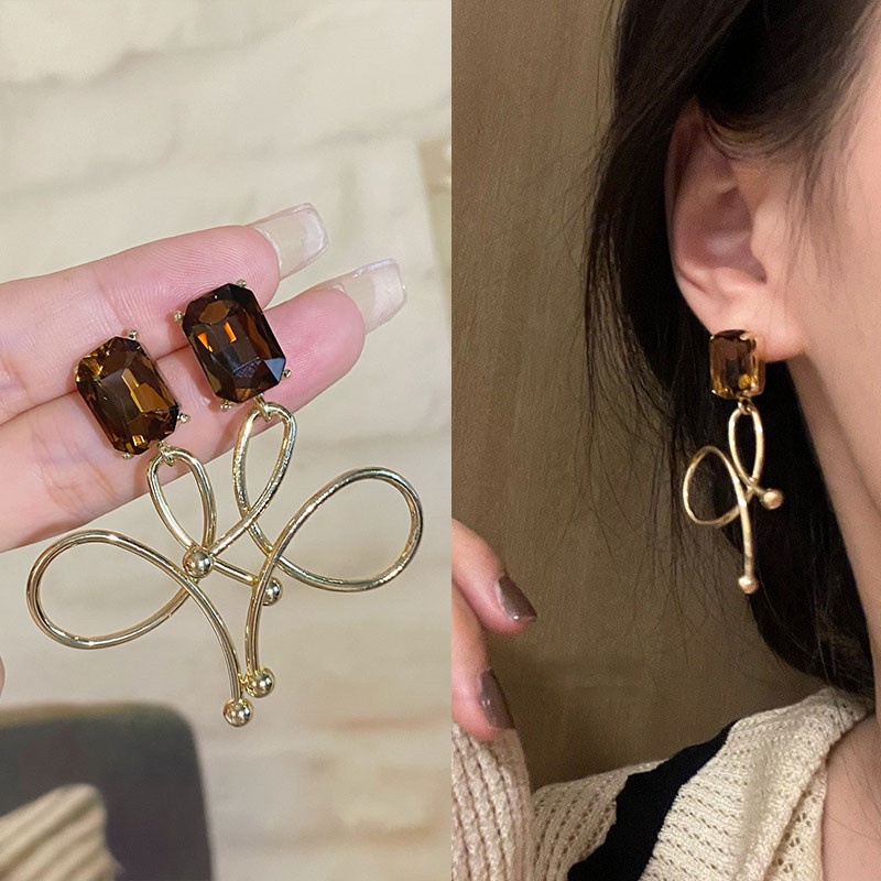 Anting Tusuk Gantung Bahan Metal Desain Geometrisimpul Pita Hias Berlian Imitasi Gaya Koreaunik Untuk Wanita