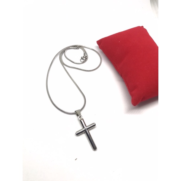 Kalung titanium liontin salib silver polos rantai belut bulat pria dan wanita