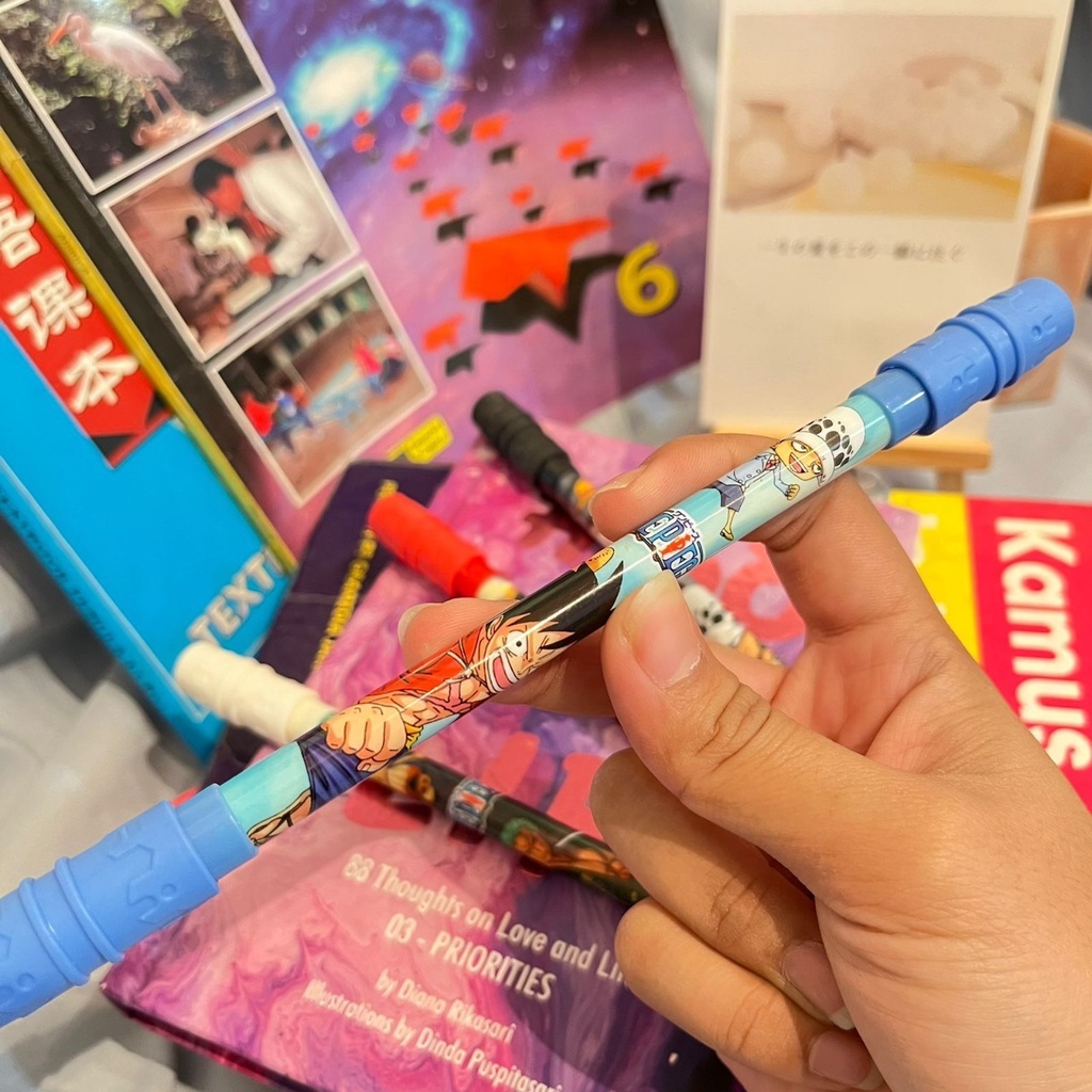 PULPEN PUTAR MAGNET ONE PIECE 4 WARNA HARGA TERMURAH KUALITAS TERBAIK PEN GEL HITAM KARAKTER ONEPIECE LUCU IMUT STATIONARY UNIK ANAK-ANAK BISA GROSIR DAN COD