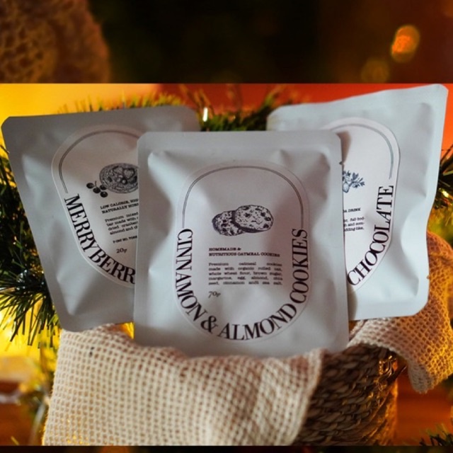 

Add Ons | Cinnamon & Almond Cookies | Merry Berries Granola Bar | Cacao Drinking Chocolate