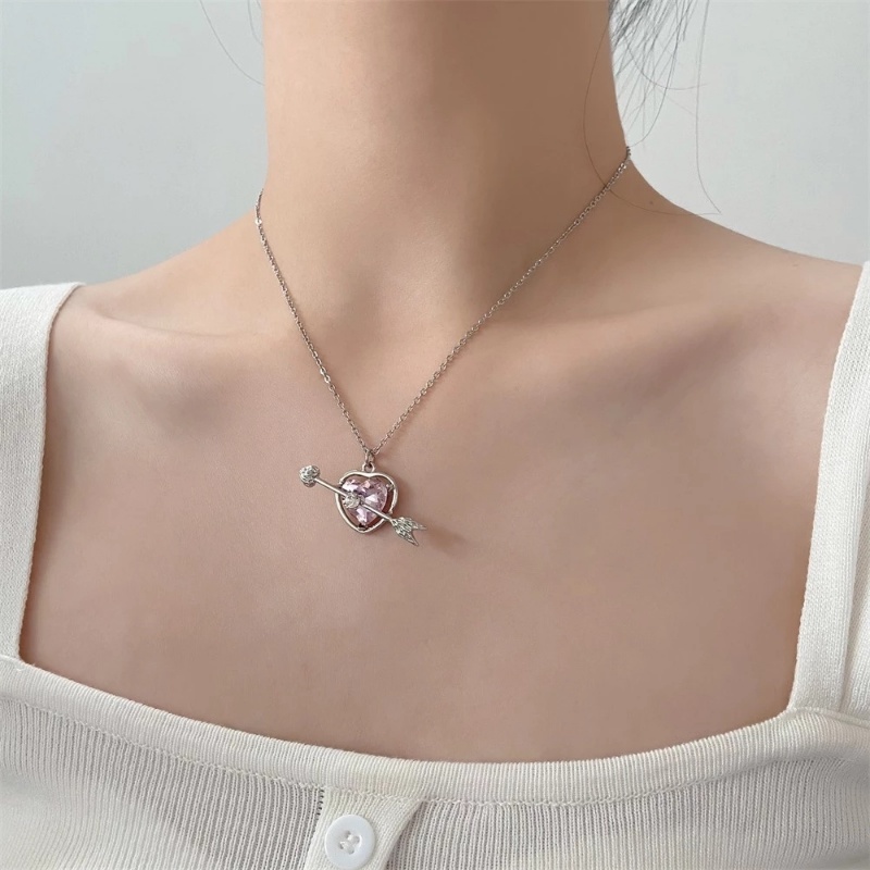 Kalung Rantai Klavikula Hias Liontin Hati Kristal Warna Pink