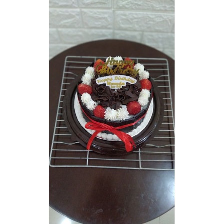 

black Forest diameter 16 cm