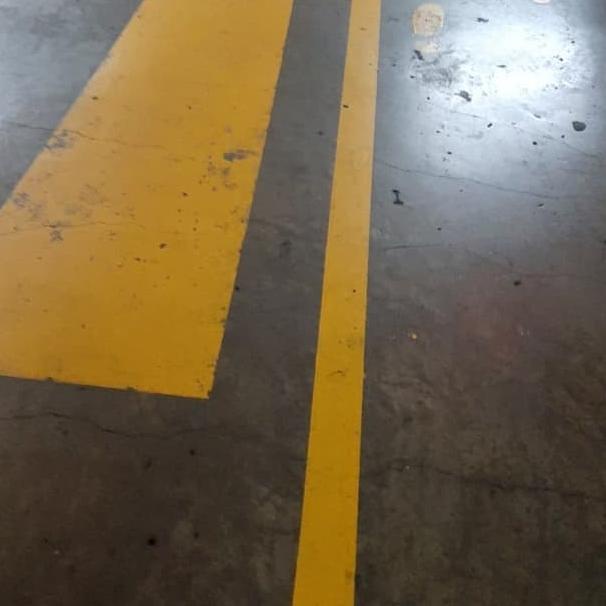 AVIAN ROADLINE PAINT 1 KG Cat Minyak Garis Marka Jalan Beton Aspal - RT 01 WHITE