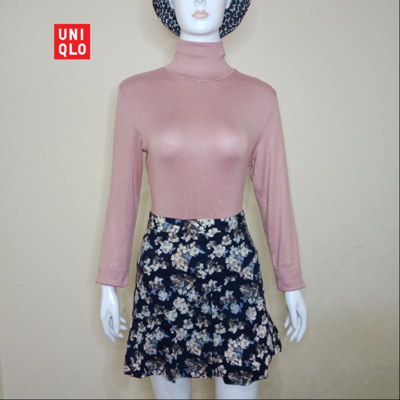 Turtleneck Uniqlo Second