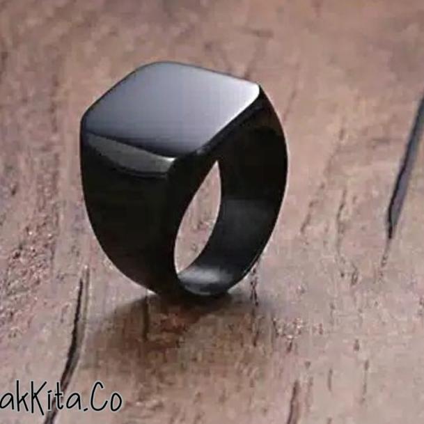 Cincin Pria Hitam Titanium Model Kotak Polos / Cincin Pria Titanium