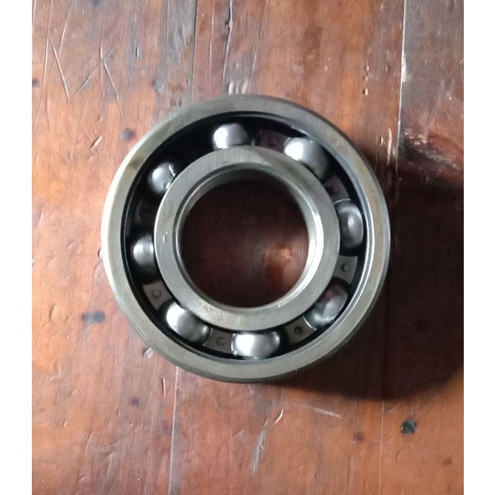 Bearing/Laker Diameter 18Cm Bekas