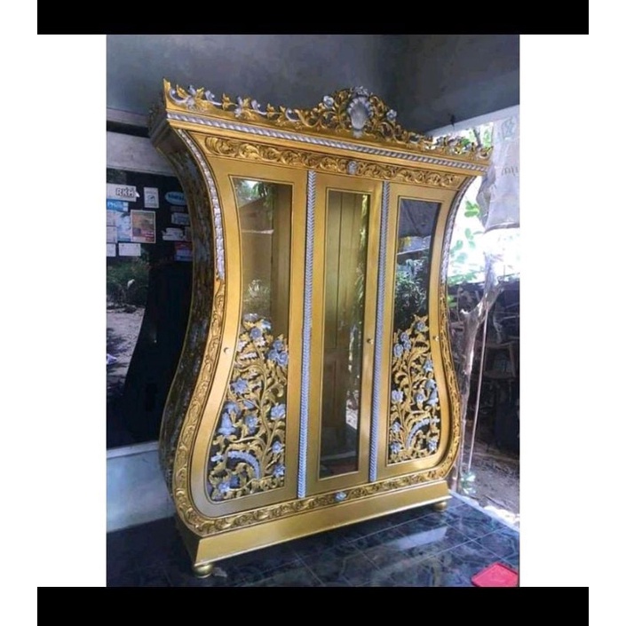 Lemari hias biola ukir 3 pintu kayu jati