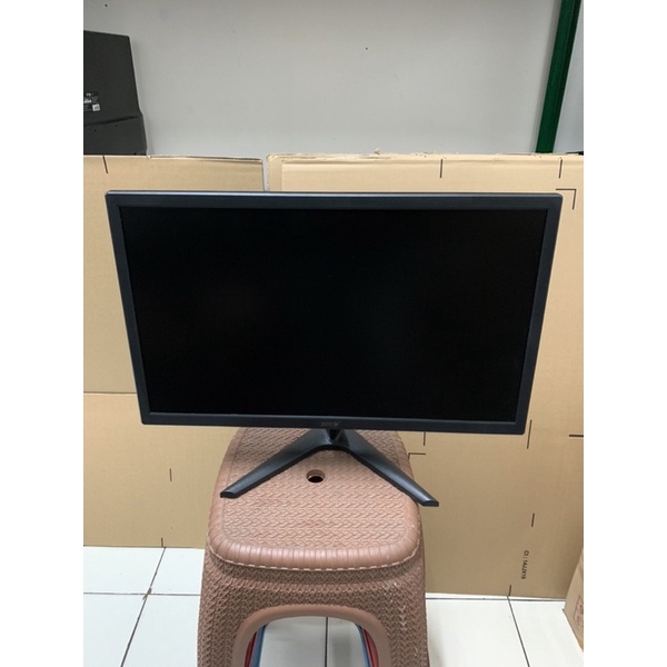 MONITOR LED SPC 22 iNCHI LIKE New Bergaransi