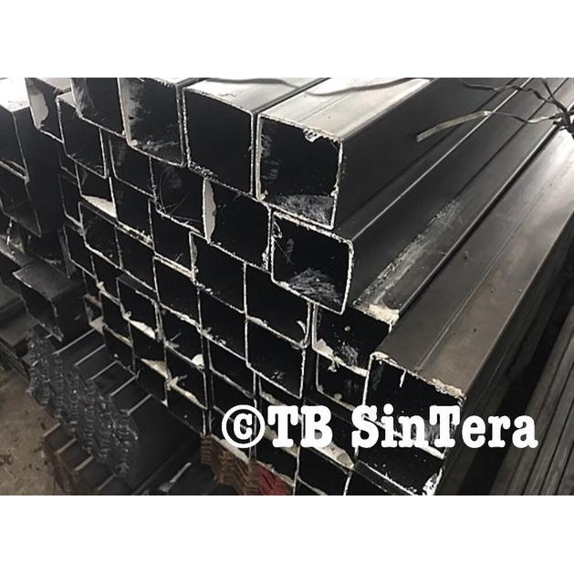 Besi Hollow Hitam 4 x 4 x 6 Besi 1.3 mm / Holo Hitam 40x40