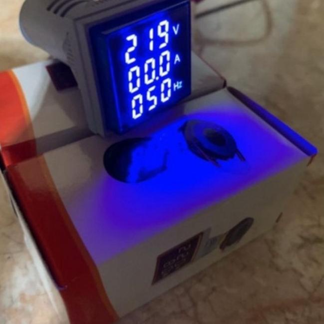 Digital AC voltmeter ampere meter frequency meter 3 in 1 - Putih