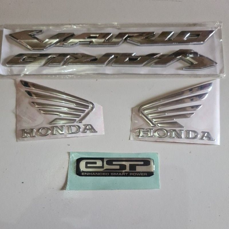 Emblem garuda honda vario 150.  1 set