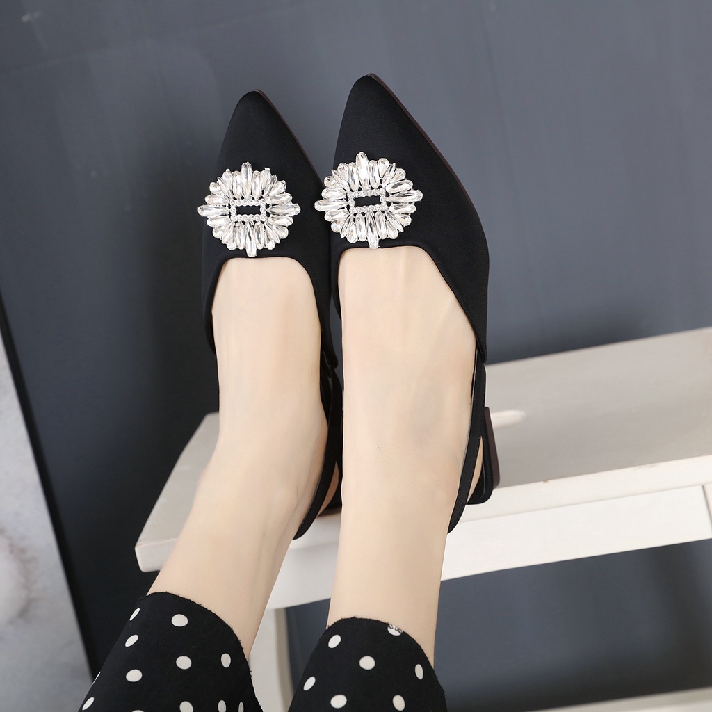 GSW sepatu flat shoes wanita flatshoes wanita ( FZ02 ) flat shoes wanita import sepatu kerja wanita import sandal wanita kekinian sendal flat shoes wanita sandal teplek wanita sendal teplek wanita