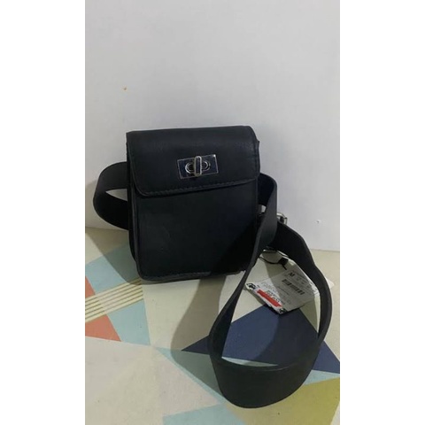 Stradivarius Belt Bag Authentic 100%