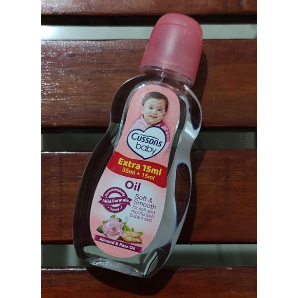 Baby Oil Cussons / Cusson 50 ML / Soft &amp; Smooth / Minyak Pijak Bayi / Melembabkan Kulit