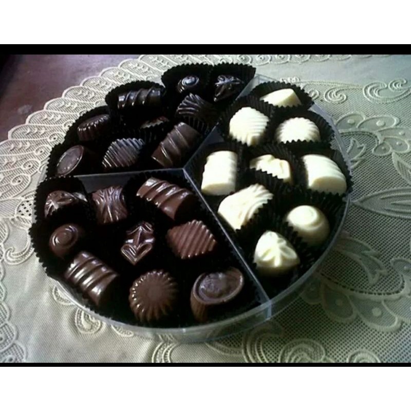 

cokelat praline toples tray 3